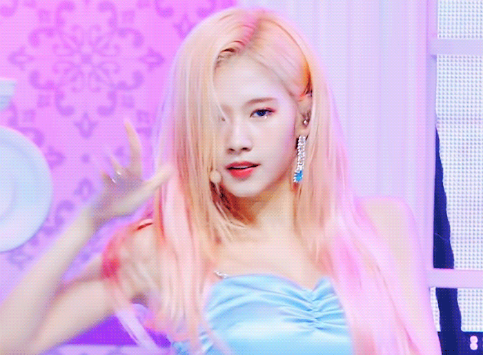 트와이스 입덕직캠 사나 ㄷㄷㄷ.gif | 인스티즈