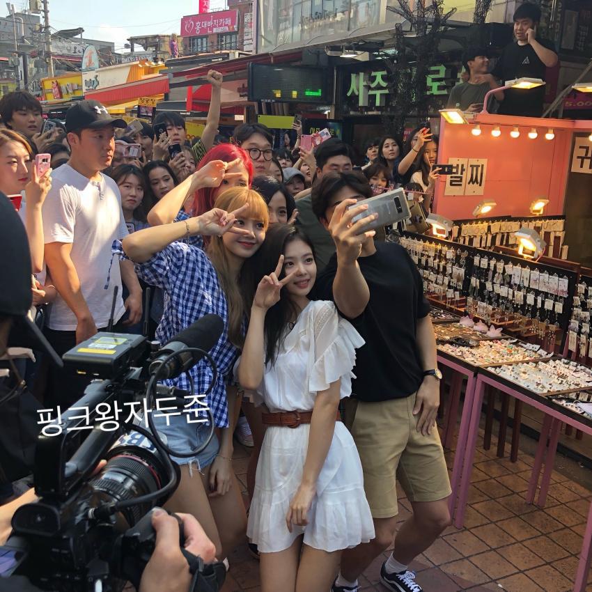 블랙핑크 홍대 직찍 사진 | 인스티즈