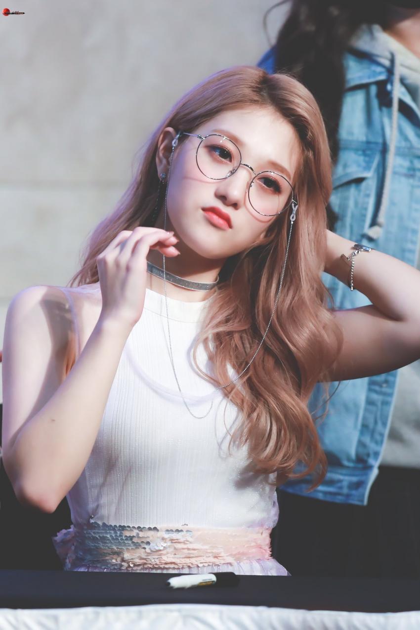 프로미스나인 이서연 | 인스티즈