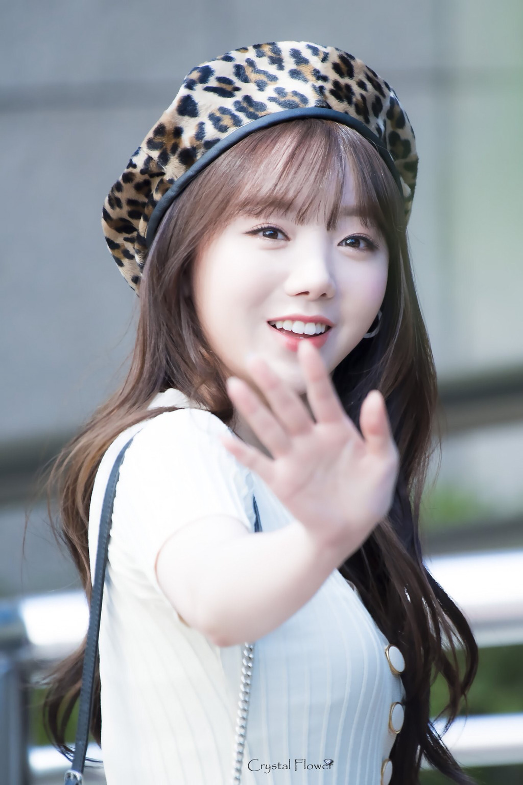 [러블리즈] 비가 처량하게 내려서 케이 | 인스티즈