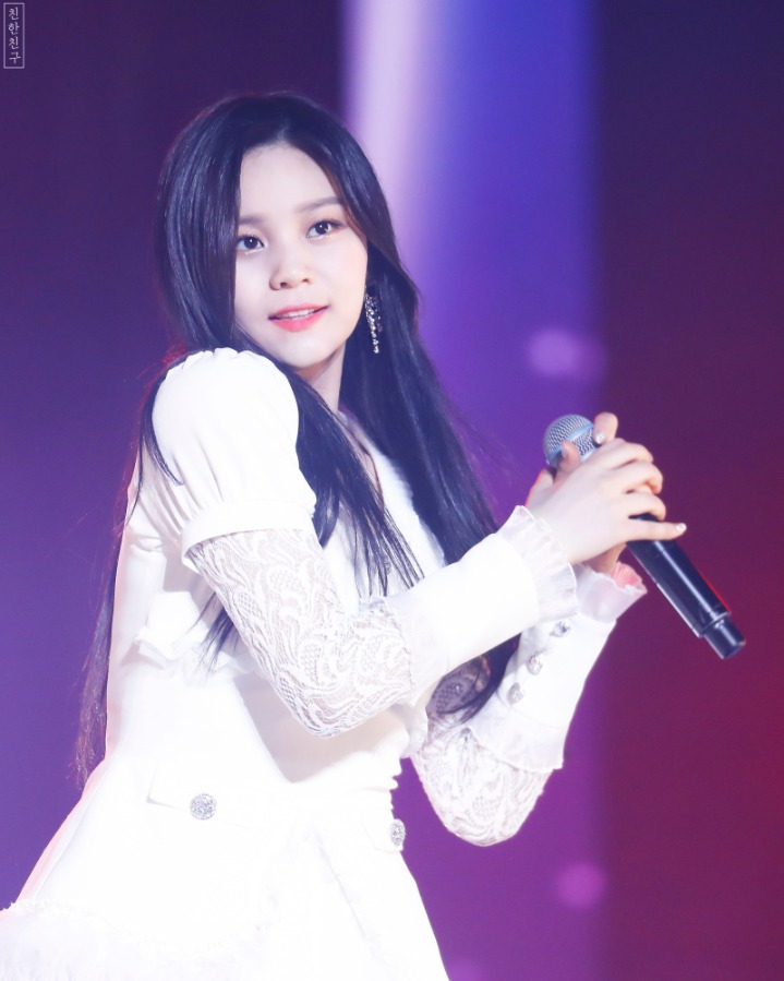 어쩜 이리 이쁠수가 있지 | 인스티즈