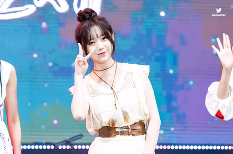 [러블리즈] 3일동안 쉬었다가 다시 일을 해야하니 뭔가 힘든 기분이라서 케이 | 인스티즈
