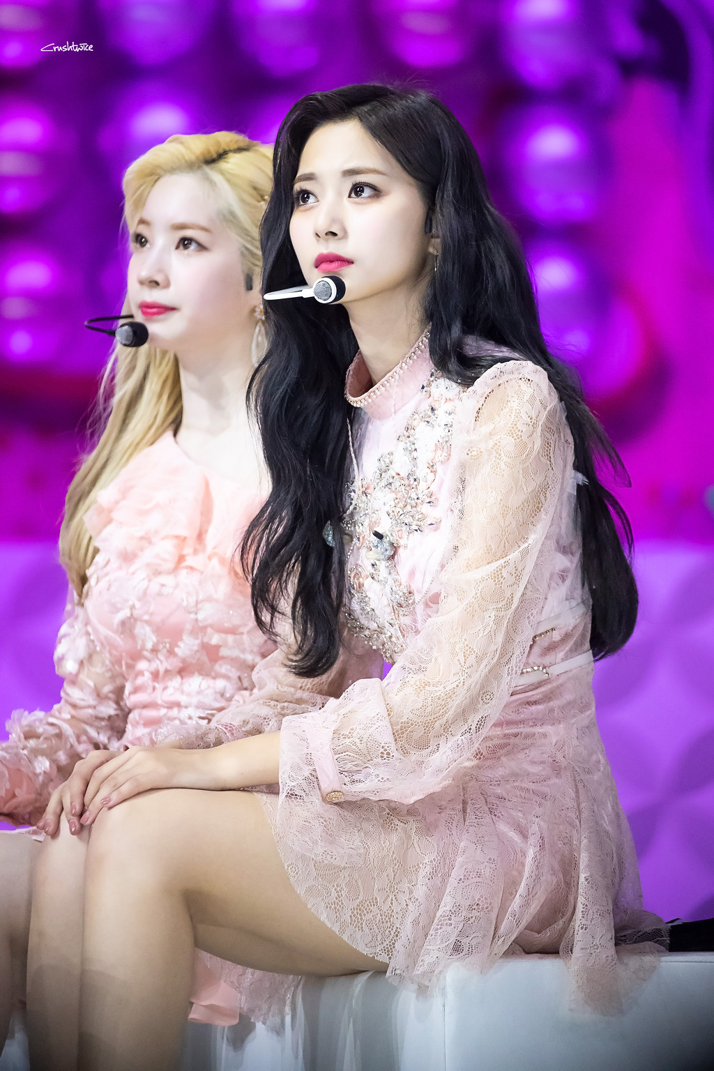 어제 골든디스크어워즈 트와이스 쯔위의 미모ㄷㄷㄷ.jpgif | 인스티즈