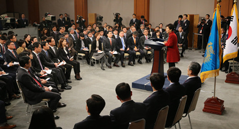 청와대 기자단의 호시절.jpg | 인스티즈