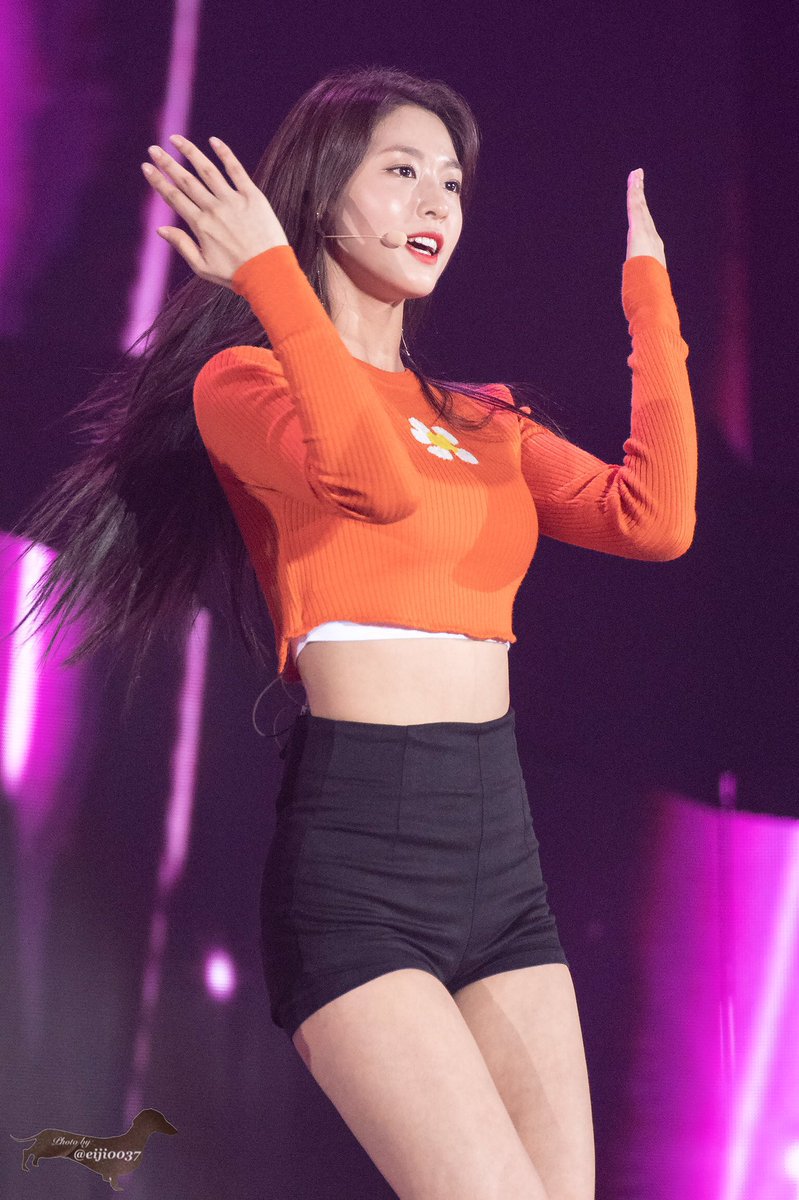 18시즌 설현이 미모.jpgif (100장) | 인스티즈