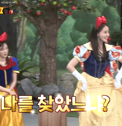 윤아 오동잎 댄스 ㅋㅋ.gif | 인스티즈