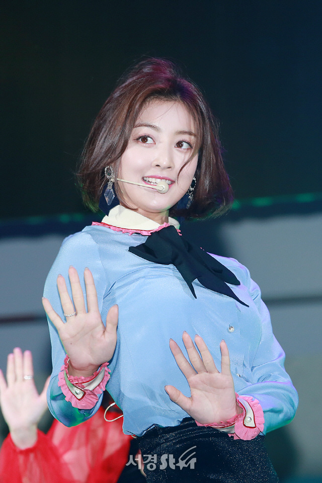 181105 트와이스 Yes or Yes 미디어 쇼케이스 | 인스티즈