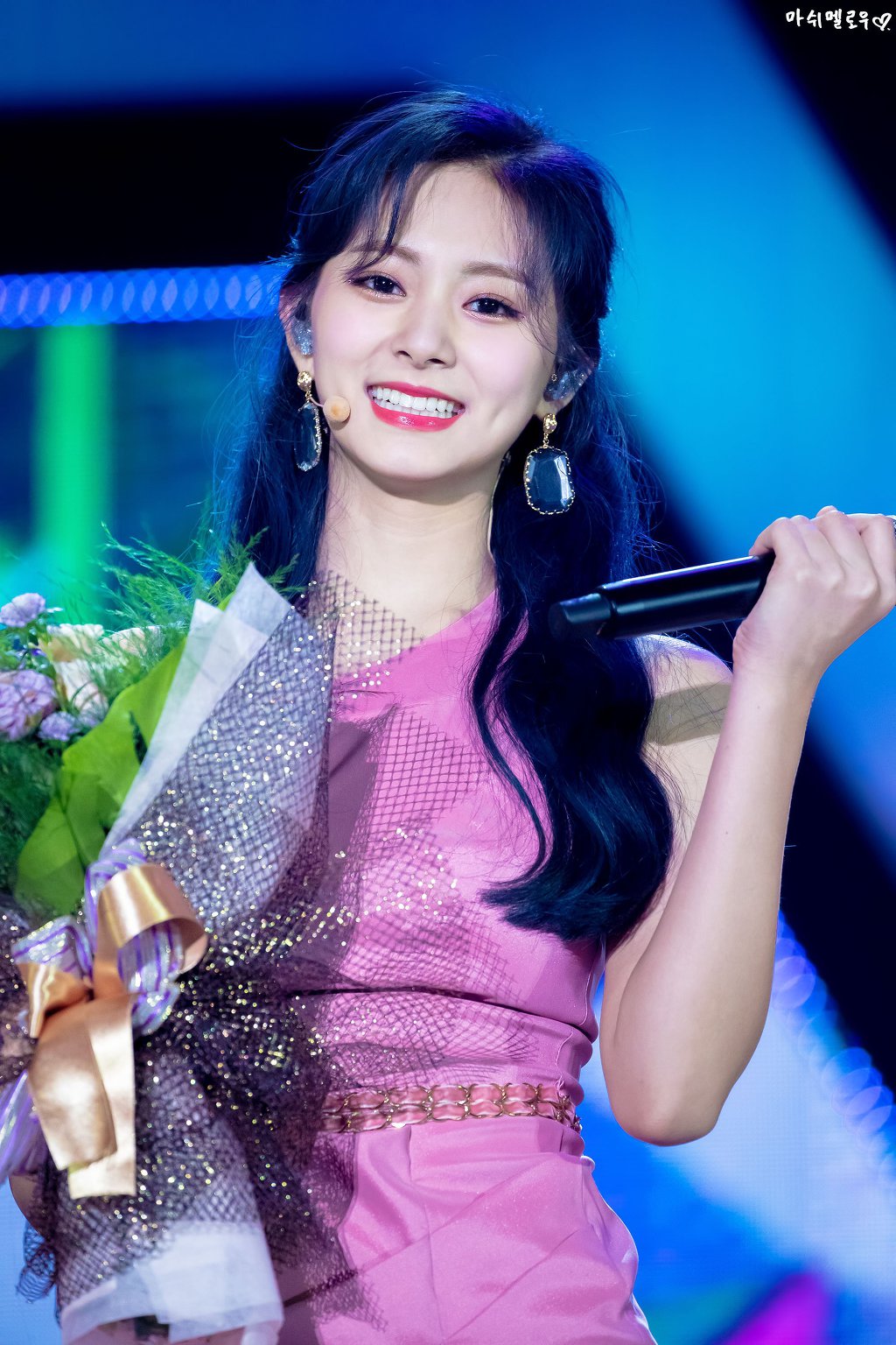 머리묶은 쯔위.jpgif | 인스티즈