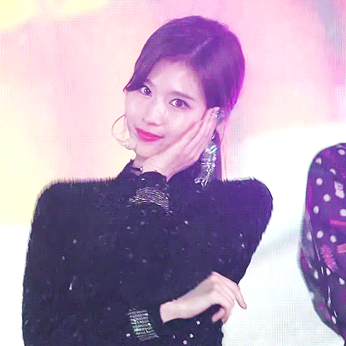 소리바다어워즈도 홀려버린 트와이스 사나.jpgif | 인스티즈