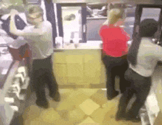 아이스티 대참사.gif | 인스티즈
