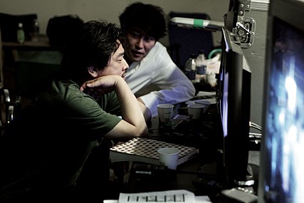 체감상 관객수 최소 4백만인데 실제론 300백만도 넘기지 못한 청불영화 3편 | 인스티즈