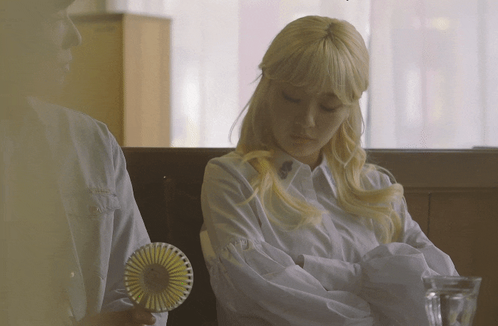 긴머리 안지영.gif | 인스티즈
