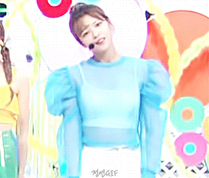 어제자 엠스테 다시 똥머리하고 나타난 트와이스 정연.gif | 인스티즈