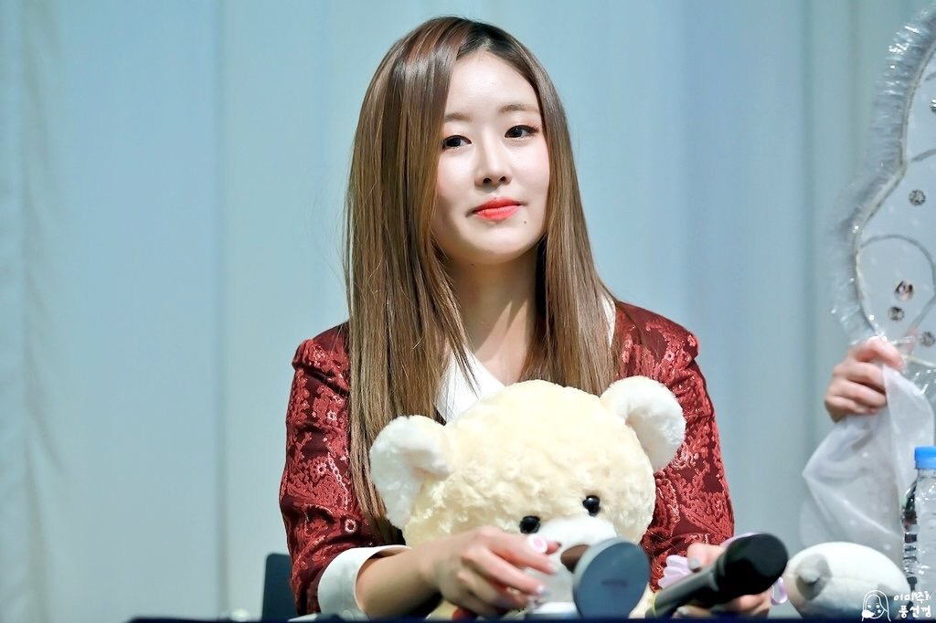[러블리즈] 오늘은 지도자님의 생일이라서 베이비소울 | 인스티즈