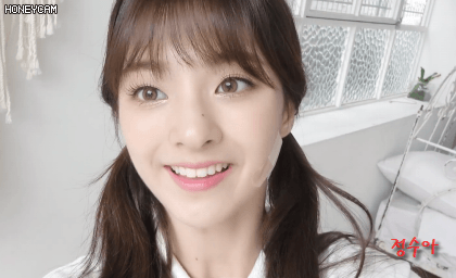 오늘자 프로미스 나인 V앱 소소한 다이어리#15 이나경&이새롬.GIF | 인스티즈