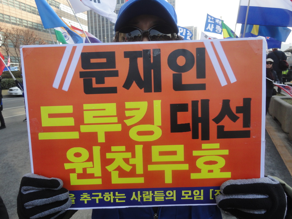 더블클릭을 하시면 이미지를 수정할 수 있습니다